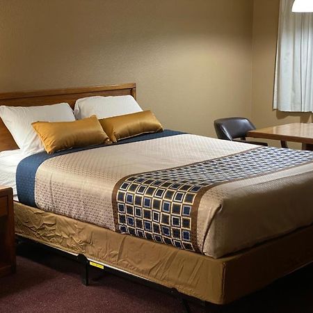 Royal Inn Lovelock Buitenkant foto