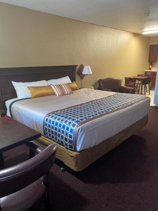 Royal Inn Lovelock Buitenkant foto
